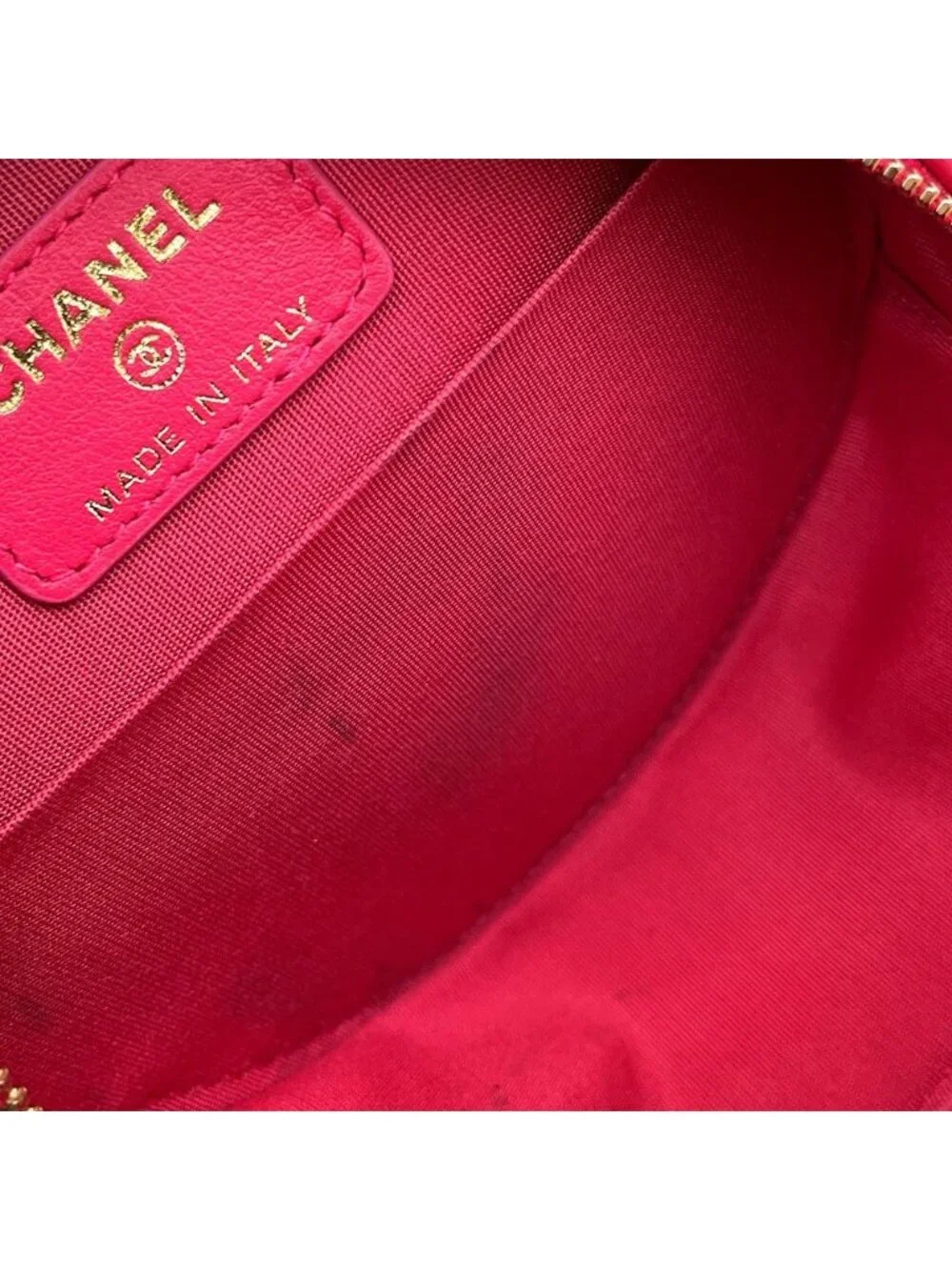 Chanel Chain Shoulder Bag 19 Quilted CC Logo Lambskin
